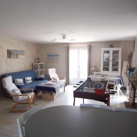 Holiday home Maison Le Chateau-d'olonne, 4 Pieces, 6 Personnes - Fr-1-197-288
